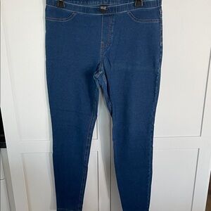 HUE Dark Blue Denim Pants